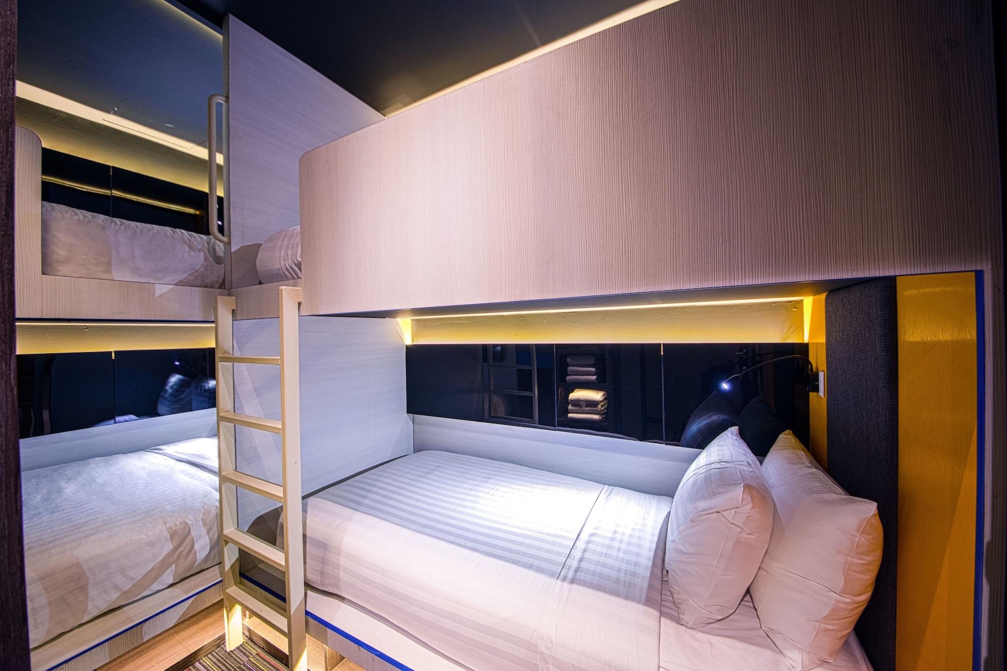 CUBE Family Boutique Capsule Hotel @ Chinatown  Singapour Extérieur photo